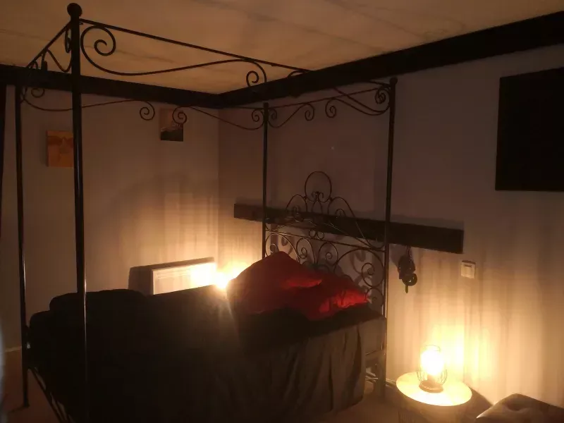 chambre croix refuge antre des vices