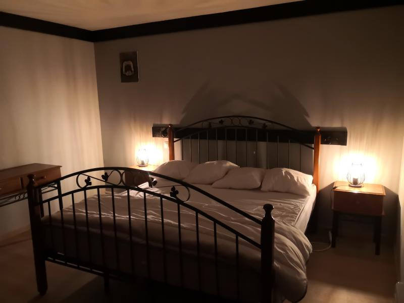 chambre toile refuge antre des vices